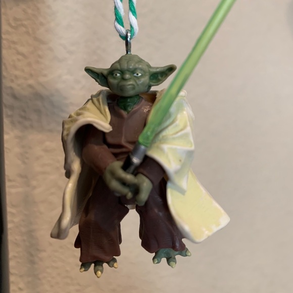 Disney Star Wars Yoda Christmas Ornament - Picture 2 of 4
